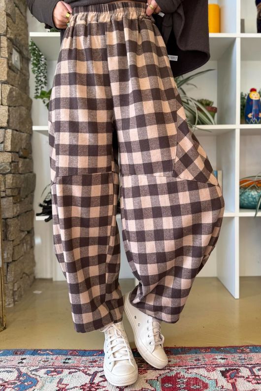 Nora Brushed Cotton Gingham Classic Barrel Pant Coffee Bean